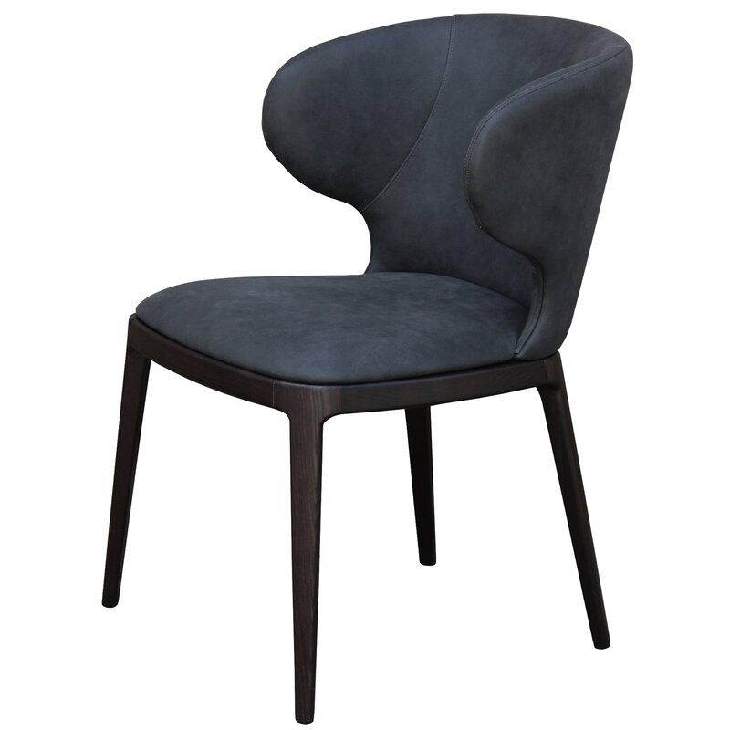 Busetto S035T <p><strong>ATTENTION: MODEL AVAILABLE FOR MOQ OF 30 PIECES.&nbsp;</strong>Modern chair with armrest made in solid beech or ash wood, available in a choice of finishes 1