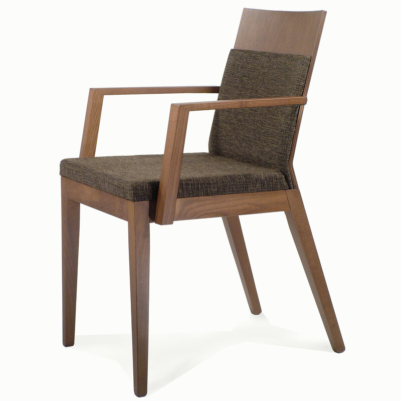 Busetto S098QA <p>Contemporary chair with armrest made in solid ash wood, available in a choice of finishes 1