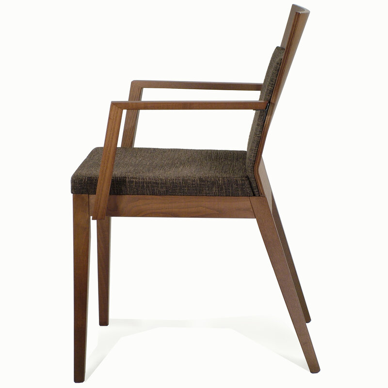 Busetto S098QA <p>Contemporary chair with armrest made in solid ash wood, available in a choice of finishes 2