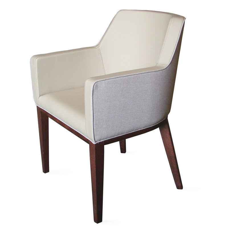 Busetto P018 <p><strong>ATTENZIONE: SEDIA DISPONBILE SOLO PER QUANTITA' MINIMA 50 PEZZI 1