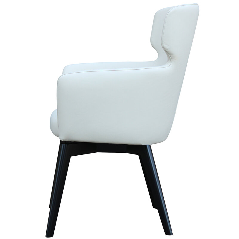 Busetto P273 <p>Poltroncina moderna con braccioli in massello di faggio, verniciatura personalizzabile in tinte da campionario 3