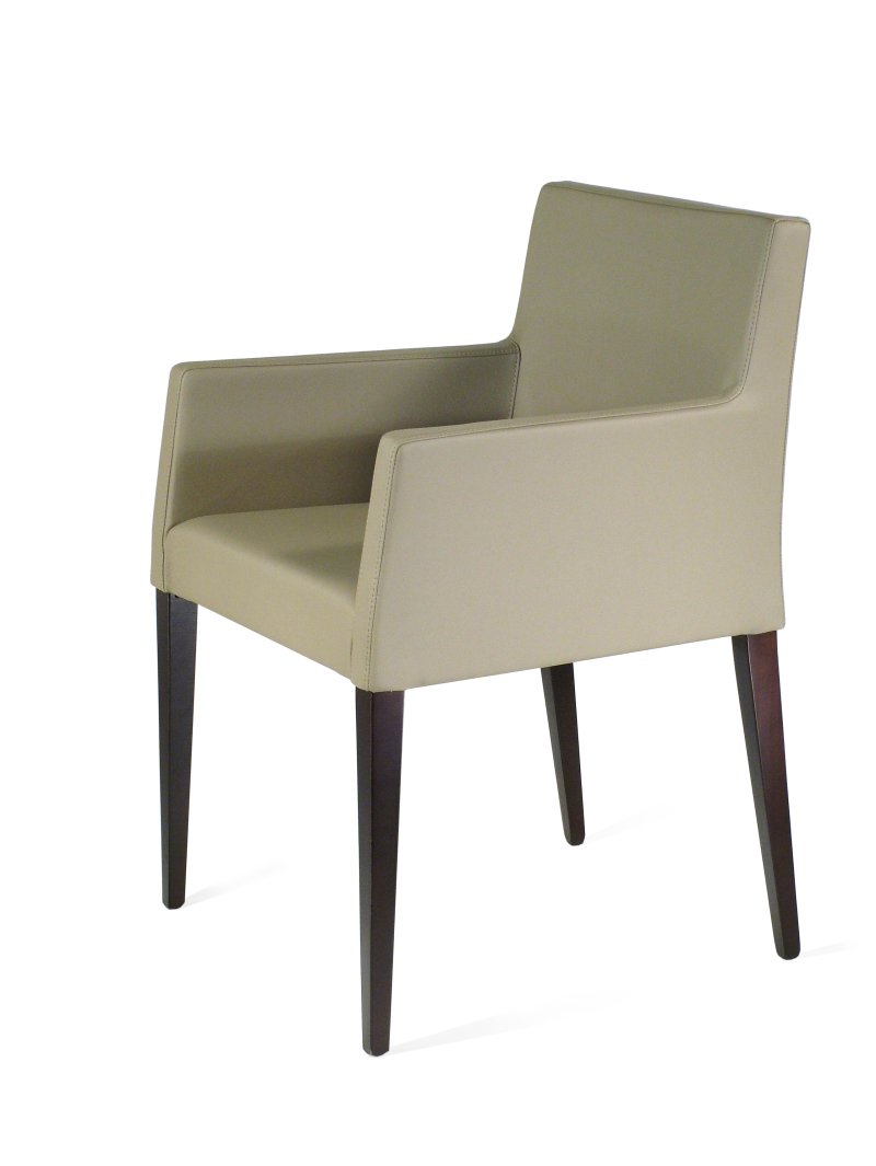 Busetto P041 Modern chair with armrest made in solid beech or ash wood, available in a choice of finishes 1
