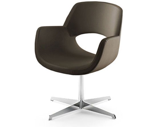 Busetto P270R Poltroncina moderna con basamento in metallo  girevole , disponibile cromato o nero 1