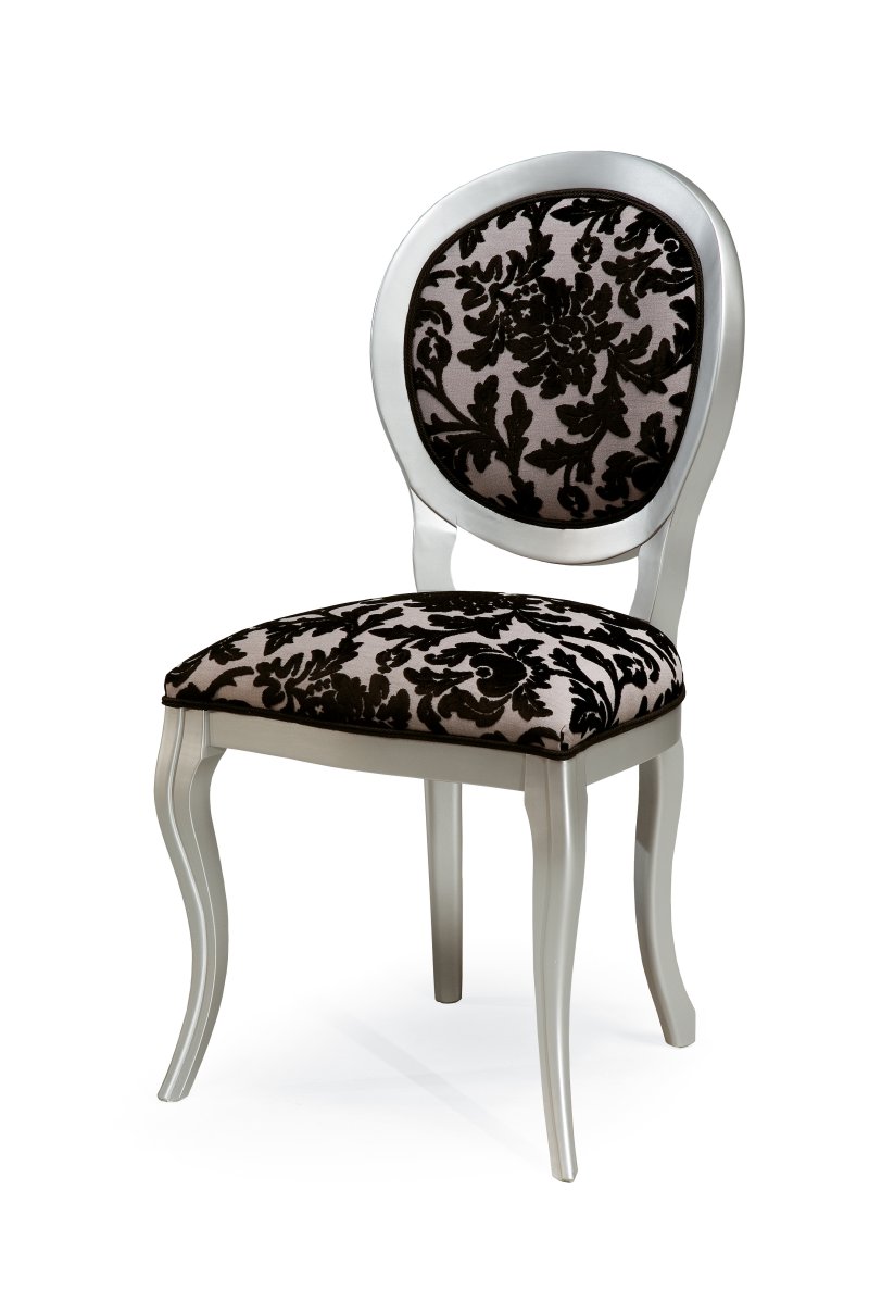 Busetto S664 Classical chair in solid beech wood, available in a choice of finishes 1
