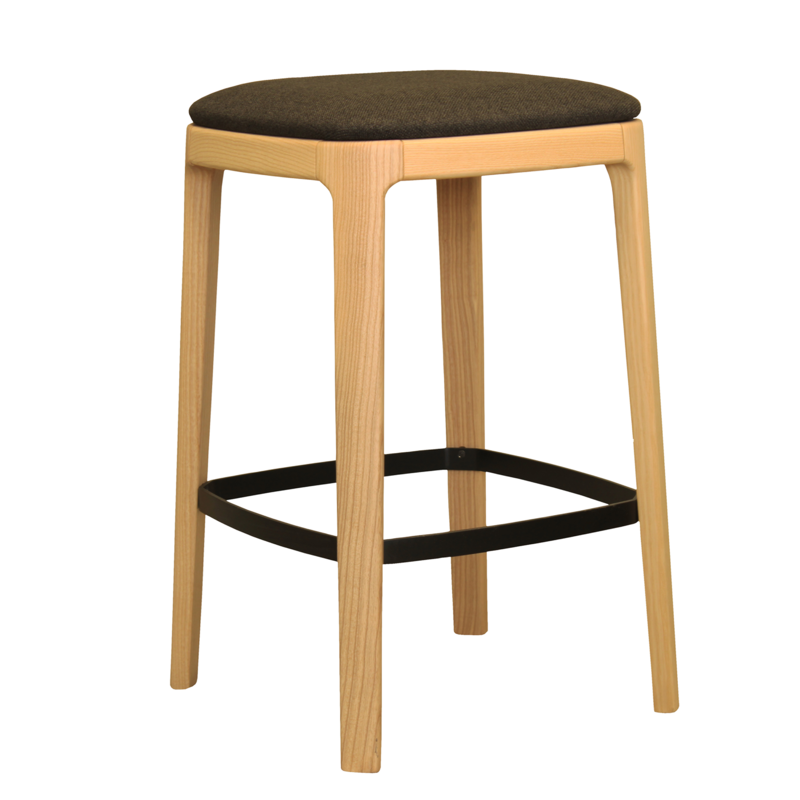 Busetto S035SBG <p>Sgabello moderno in massello di frassino 1