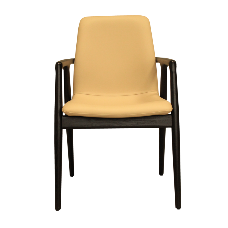 Busetto S011 <p><strong>Sedia dallo stile contemporaneo in massello di frassino o faggio (ORDINE MINIMO IN LEGNO DI FAGGIO 100 PZ)</strong> 2