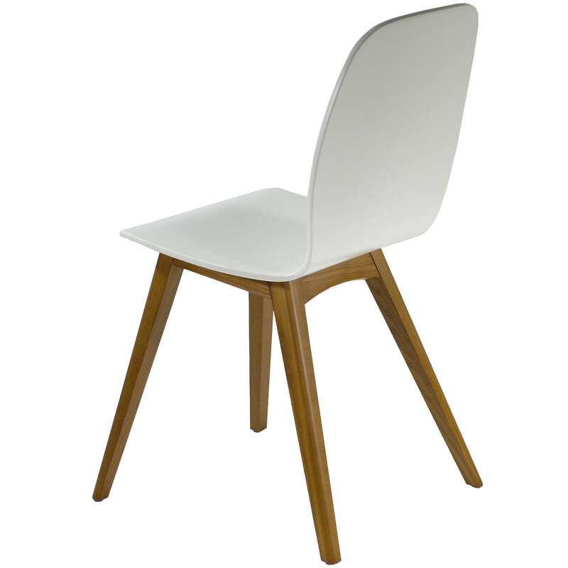 Busetto S057L <p><strong>ATTENZIONE: MODELLO DISPONIBILE PER QUANTITA' MINIMA DI 100 PEZZI&nbsp;</strong>Sedia dal design moderno in legno di frassino 2