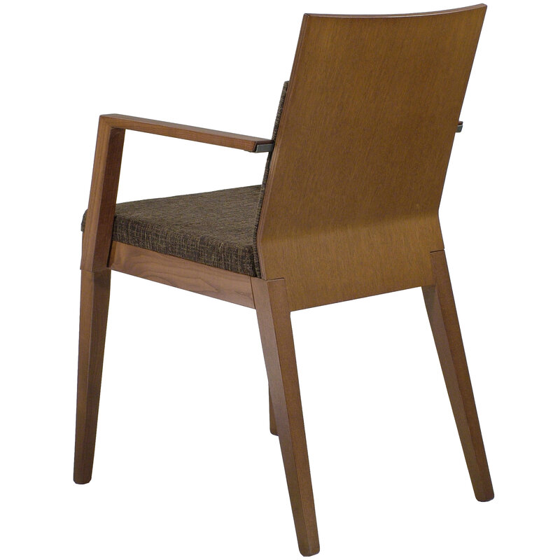 Busetto S098QA <p><strong>ATTENTION: MODEL AVAILABLE FOR MOQ OF 100 PIECES.&nbsp;</strong>Contemporary chair with armrest made in solid ash wood, available in a choice of finishes 3