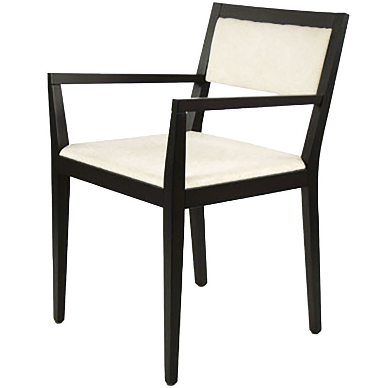 Busetto S104A <p><strong>ATTENTION: MODEL AVAILABLE FOR MOQ 50 PIECES.</strong> Modern chair with armrest made in solid beech or ash wood, available in a choice of finishes 1