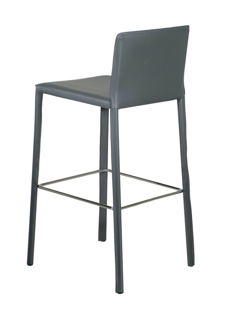 Busetto S417S <p>Sgabello dallo stile moderno con struttura interna in metallo 3